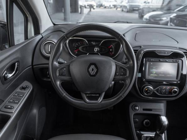 Renault Kaptur I с пробегом 2017 года, цена 1 550 000 рублей, 122717 км, внедорожник, Автокод Объявления