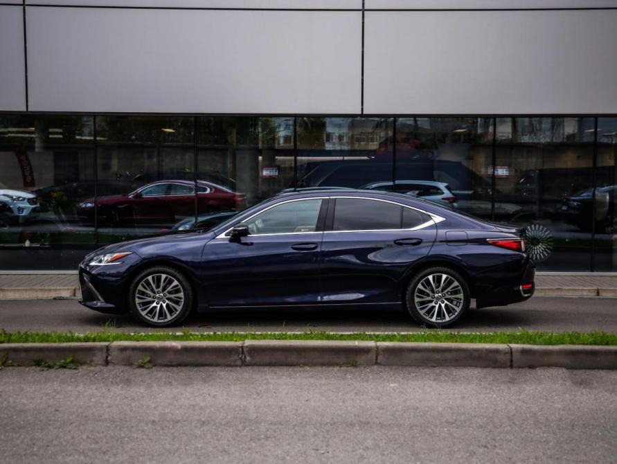 Lexus ES VII Санкт-Петербург  - изображение 9