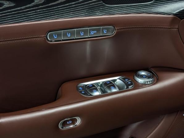 Genesis G90 II с пробегом 2022 года, цена 6 800 000 рублей, 58246 км, седан, Автокод Объявления