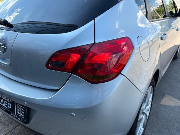 Opel Astra J с пробегом 2012 года, цена 595 000 рублей, 218000 км, хэтчбек, Автокод Объявления