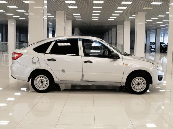 Lada (ВАЗ) Granta I с пробегом 2015 года, цена 236 000 рублей, 224496 км, лифтбек, Автокод Объявления