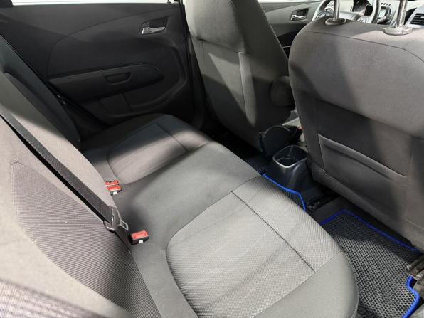 Chevrolet Aveo II с пробегом 2015 года, цена 949 800 рублей, 91000 км, хэтчбек, Автокод Объявления