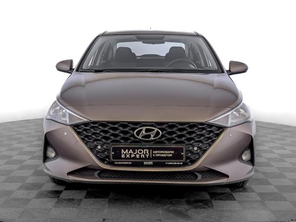 Hyundai Solaris II Рестайлинг с пробегом 2022 года, цена 1 535 000 рублей, 107838 км, седан, Автокод Объявления