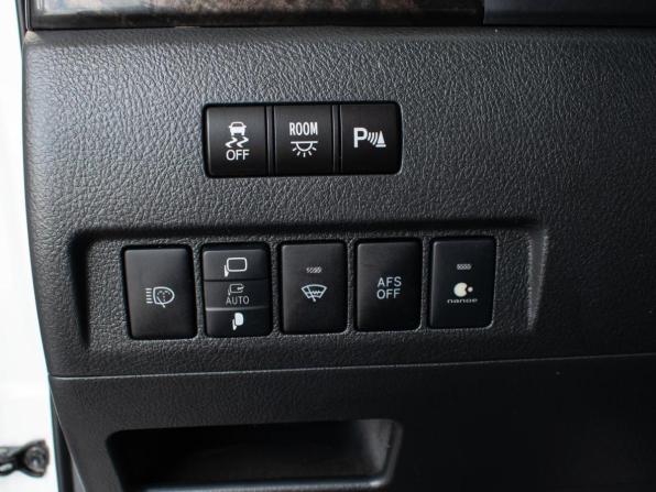 Toyota Alphard II с пробегом 2013 года, цена 2 869 000 рублей, 373003 км, минивэн, Автокод Объявления