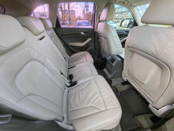 Audi Q5 I (8R) с пробегом 2010 года, цена 1 299 000 рублей, 211219 км, внедорожник, Автокод Объявления