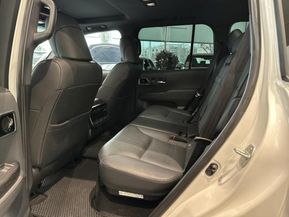 Toyota Land Cruiser 300 Series с пробегом 2021 года, цена 9 988 000 рублей, 82008 км, внедорожник, Автокод Объявления