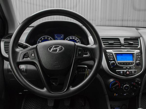 Hyundai Solaris I с пробегом 2012 года, цена 795 000 рублей, 115288 км, хэтчбек, Автокод Объявления