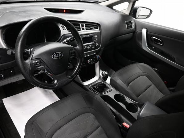 Kia Ceed II с пробегом 2014 года, цена 1 195 000 рублей, 111946 км, хэтчбек, Автокод Объявления