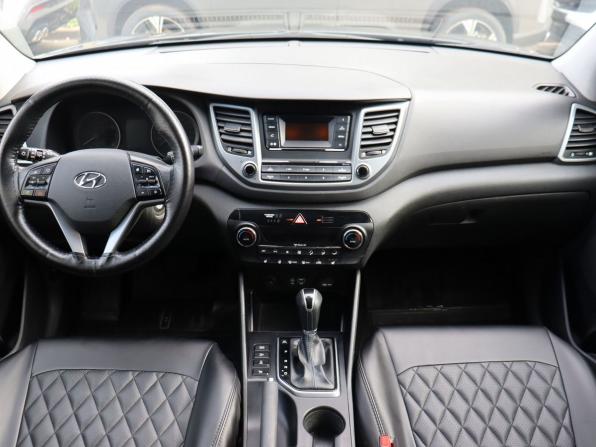 Hyundai Tucson III с пробегом 2016 года, цена 1 990 000 рублей, 180211 км, внедорожник, Автокод Объявления