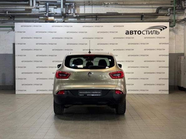 Renault Kadjar I с пробегом 2018 года, цена 1 199 000 рублей, 246000 км, внедорожник, Автокод Объявления