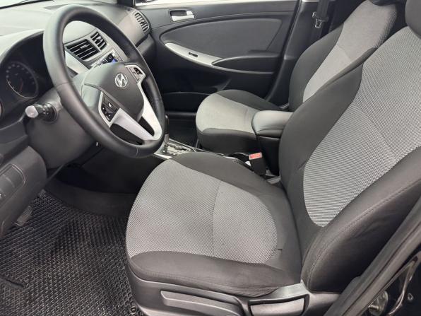 Hyundai Solaris I с пробегом 2012 года, цена 820 000 рублей, 218918 км, седан, Автокод Объявления