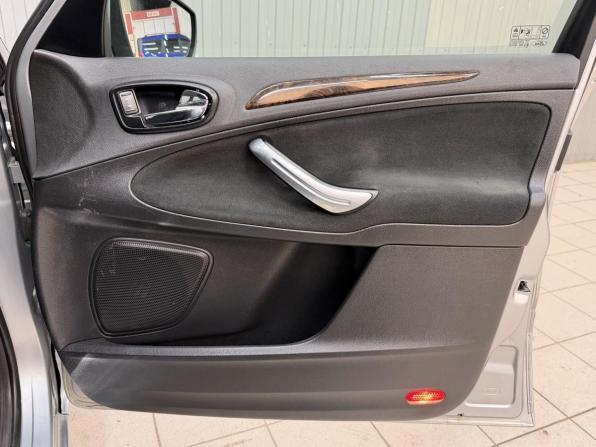 Ford Galaxy II с пробегом 2007 года, цена 790 000 рублей, 231260 км, минивэн, Автокод Объявления