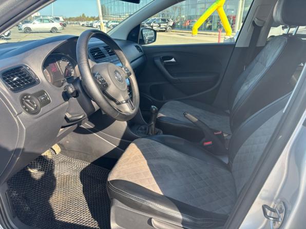 Volkswagen Polo V с пробегом 2012 года, цена 614 000 рублей, 231275 км, седан, Автокод Объявления