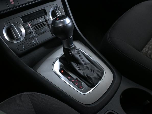 Audi Q3 I (8U) с пробегом 2013 года, цена 2 050 000 рублей, 72000 км, внедорожник, Автокод Объявления