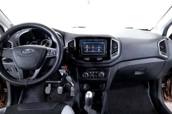 Lada (ВАЗ) XRAY I с пробегом 2017 года, цена 739 000 рублей, 115631 км, хэтчбек, Автокод Объявления