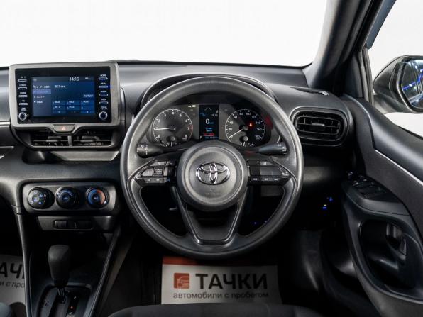 Toyota Yaris IV с пробегом 2020 года, цена 1 090 300 рублей, 60241 км, хэтчбек, Автокод Объявления