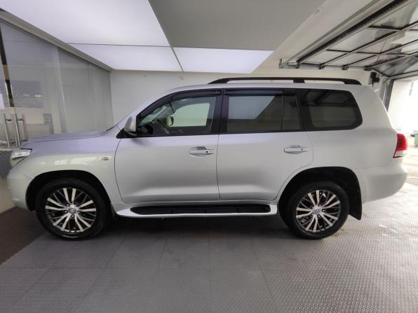 Toyota Land Cruiser 200 Series с пробегом 2007 года, цена 2 500 000 рублей, 546124 км, внедорожник, Автокод Объявления
