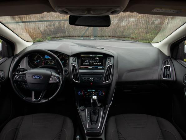 Ford Focus III Рестайлинг с пробегом 2016 года, цена 940 000 рублей, 173698 км, хэтчбек, Автокод Объявления