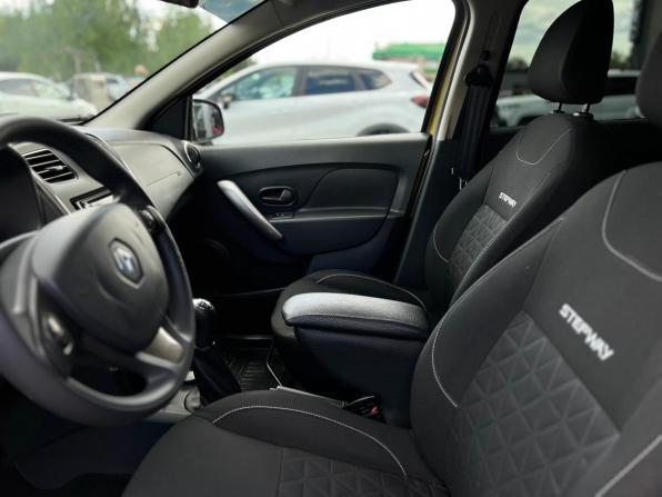 Renault Sandero II с пробегом 2017 года, цена 1 050 000 рублей, 59390 км, хэтчбек, Автокод Объявления
