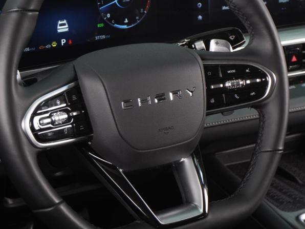 Chery Arrizo 8 с пробегом 2023 года, цена 2 099 000 рублей, 37725 км, седан, Автокод Объявления