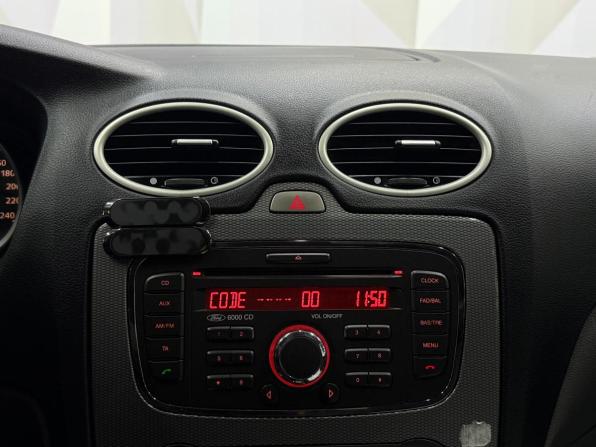 Ford Focus II Рестайлинг с пробегом 2010 года, цена 450 000 рублей, 226577 км, хэтчбек, Автокод Объявления
