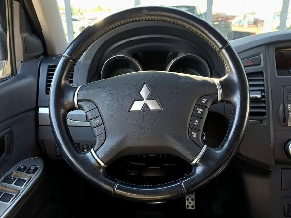 Mitsubishi Pajero IV с пробегом 2011 года, цена 2 219 000 рублей, 101928 км, внедорожник, Автокод Объявления
