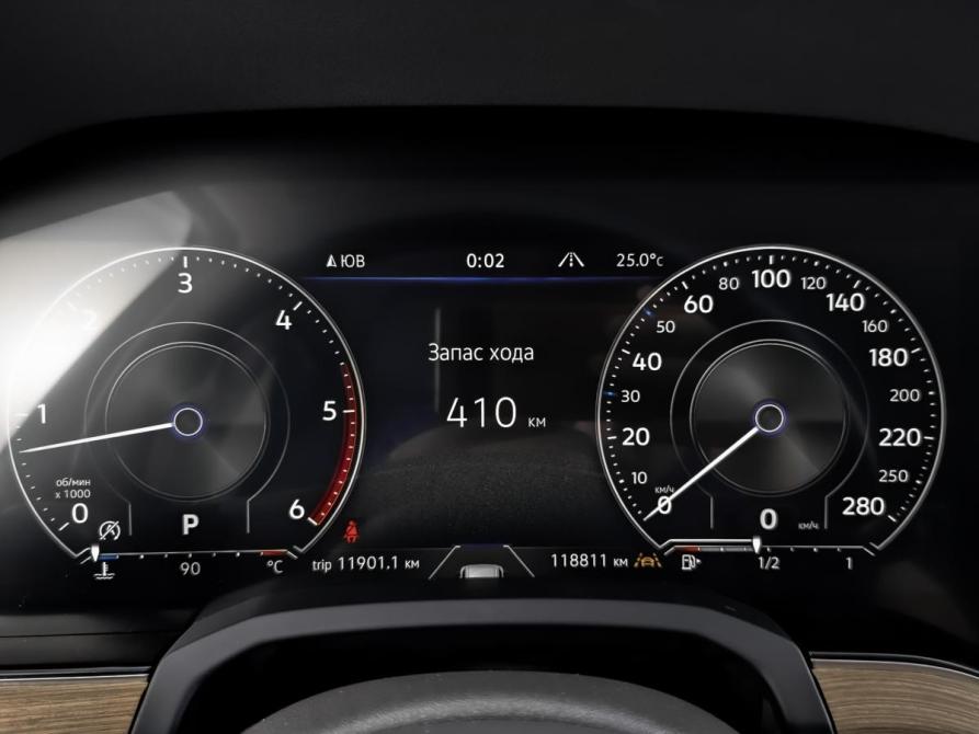 Volkswagen Touareg III Москва  - изображение 16