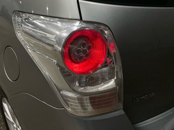 Toyota Verso I с пробегом 2011 года, цена 830 000 рублей, 257551 км, компактвэн, Автокод Объявления