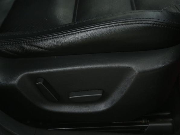Mazda 6 III (GJ) Рестайлинг с пробегом 2015 года, цена 1 950 000 рублей, 102000 км, седан, Автокод Объявления