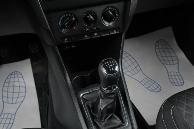 Skoda Rapid I с пробегом 2016 года, цена 1 229 000 рублей, 152000 км, лифтбек, Автокод Объявления