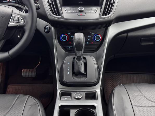 Ford Kuga II Рестайлинг с пробегом 2016 года, цена 1 699 000 рублей, 117729 км, внедорожник, Автокод Объявления