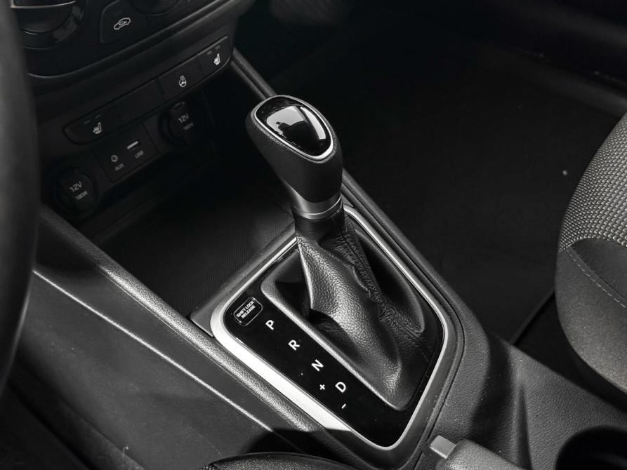 Hyundai Solaris II Санкт-Петербург  - изображение 11
