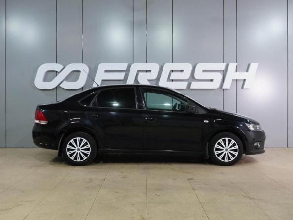 Volkswagen Polo V с пробегом 2012 года, цена 689 000 рублей, 237850 км, седан, Автокод Объявления