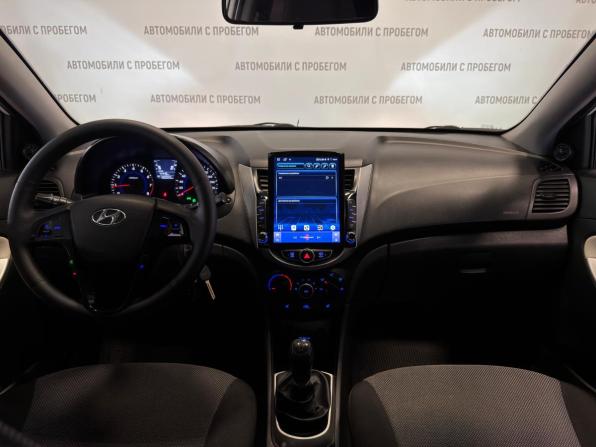 Hyundai Solaris I с пробегом 2014 года, цена 629 000 рублей, 190000 км, седан, Автокод Объявления