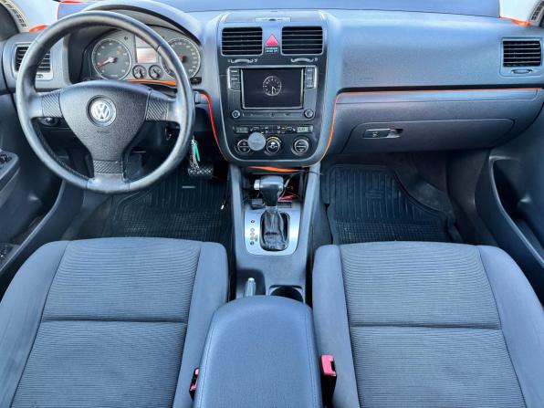 Volkswagen Golf V с пробегом 2005 года, цена 510 000 рублей, 318555 км, хэтчбек, Автокод Объявления