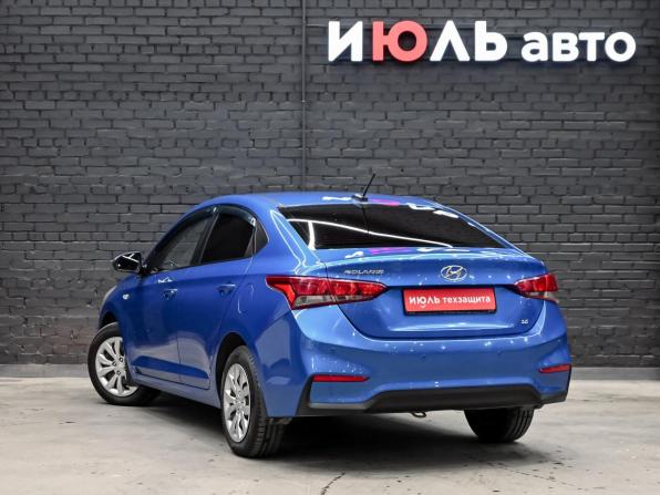 Hyundai Solaris II с пробегом 2017 года, цена 1 400 000 рублей, 61164 км, седан, Автокод Объявления