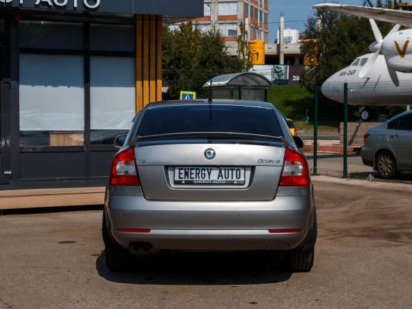 Skoda Octavia II (A5) Рестайлинг с пробегом 2011 года, цена 845 000 рублей, 199603 км, лифтбек, Автокод Объявления
