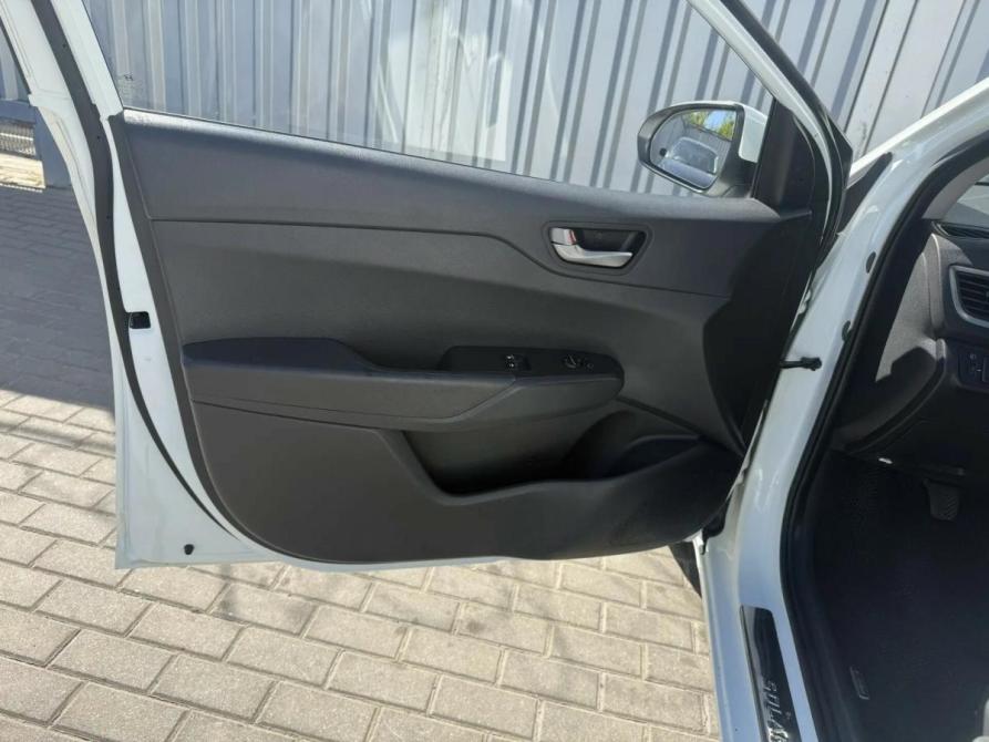 Hyundai Solaris II Ростов-на-Дону  - изображение 12