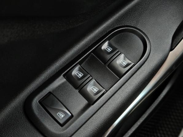 Lada (ВАЗ) XRAY I с пробегом 2018 года, цена 920 000 рублей, 110000 км, хэтчбек, Автокод Объявления