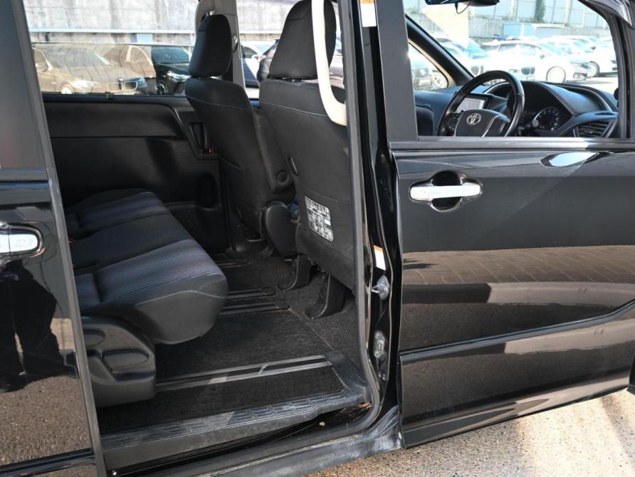 Toyota Voxy III (R80) Новороссийск  - изображение 13