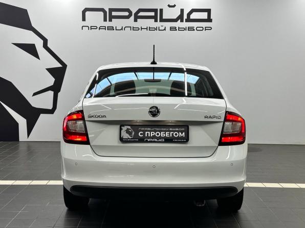 Skoda Rapid I Рестайлинг с пробегом 2019 года, цена 1 399 900 рублей, 128000 км, лифтбек, Автокод Объявления