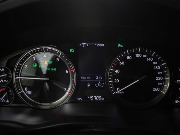 Lexus LX III Рестайлинг 2 с пробегом 2018 года, цена 9 334 277 рублей, 45500 км, внедорожник, Автокод Объявления
