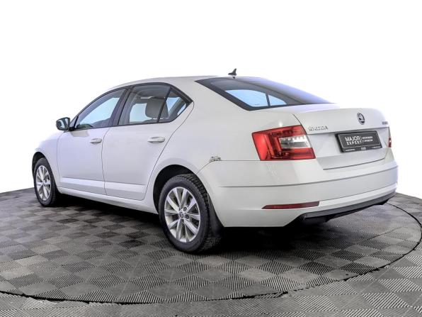 Skoda Octavia III (A7) Рестайлинг с пробегом 2019 года, цена 1 280 000 рублей, 182798 км, лифтбек, Автокод Объявления