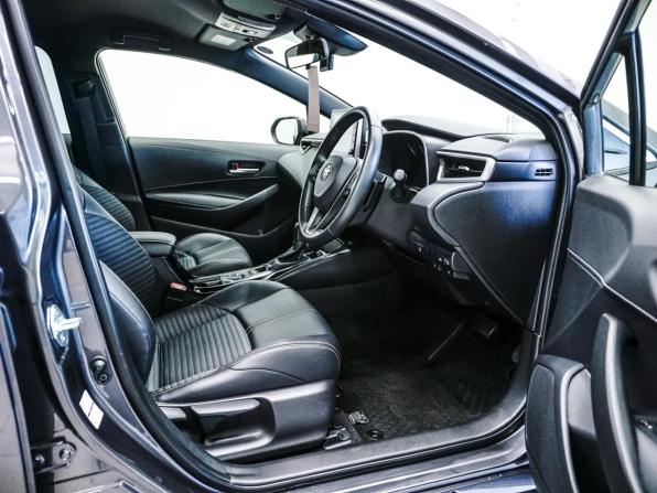Toyota Corolla XII (E210) с пробегом 2021 года, цена 2 030 000 рублей, 14518 км, хэтчбек, Автокод Объявления
