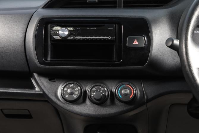 Toyota Vitz III (XP130) Рестайлинг 2 с пробегом 2019 года, цена 1 129 000 рублей, 92000 км, хэтчбек, Автокод Объявления