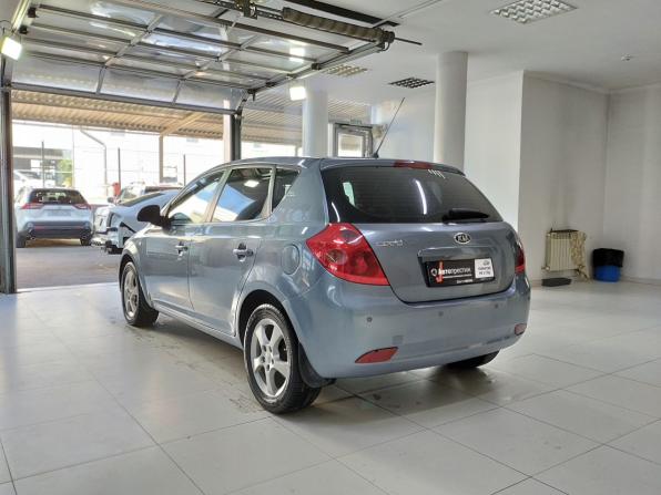 Kia Ceed I с пробегом 2007 года, цена 550 000 рублей, 253896 км, хэтчбек, Автокод Объявления