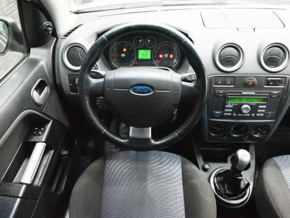 Ford Fusion I Рестайлинг с пробегом 2007 года, цена 430 000 рублей, 220832 км, хэтчбек, Автокод Объявления