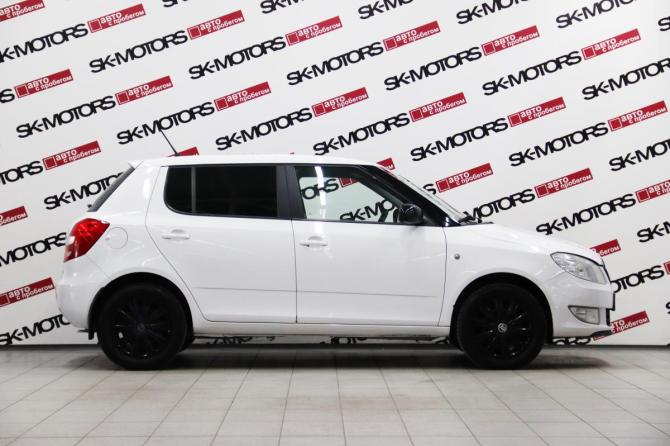 Skoda Fabia II Рестайлинг с пробегом 2013 года, цена 595 950 рублей, 246258 км, хэтчбек, Автокод Объявления