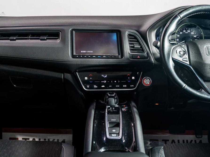 Honda Vezel I Рестайлинг Чита  - изображение 8