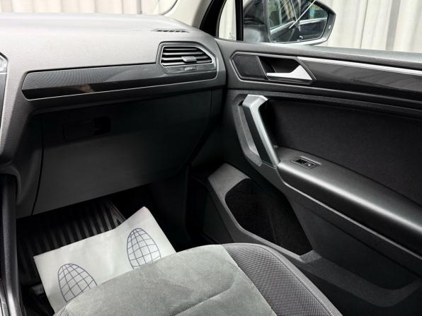 Volkswagen Tiguan II с пробегом 2018 года, цена 2 649 000 рублей, 168973 км, внедорожник, Автокод Объявления